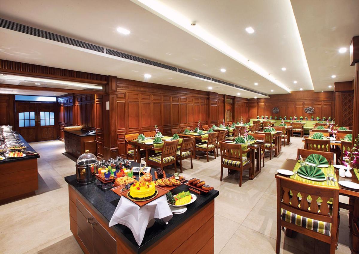 Hotel Le Maritime Kochi Exterior foto