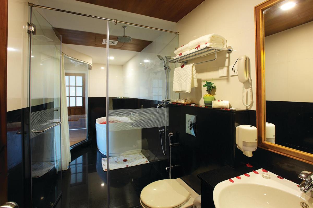 Hotel Le Maritime Kochi Exterior foto