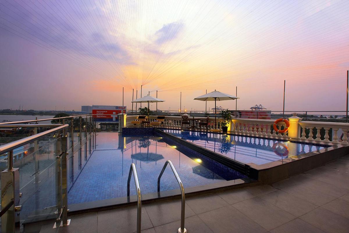 Hotel Le Maritime Kochi Exterior foto