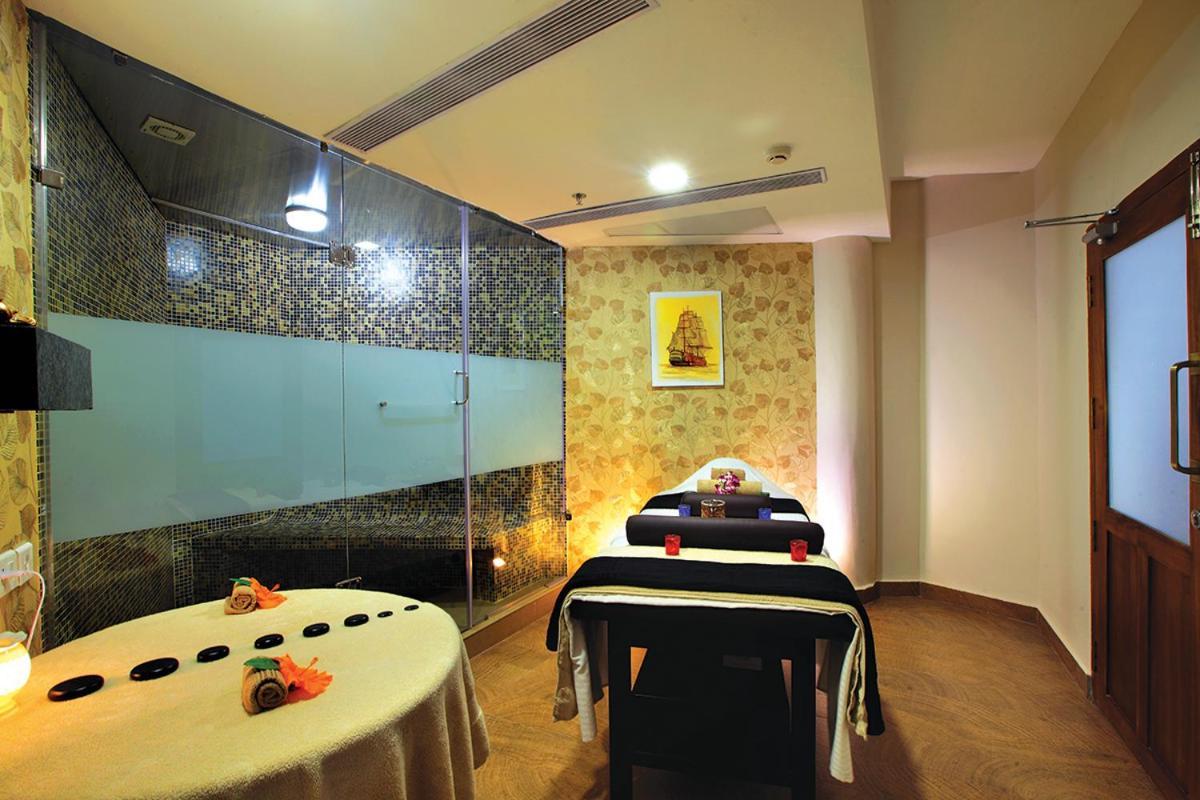 Hotel Le Maritime Kochi Exterior foto