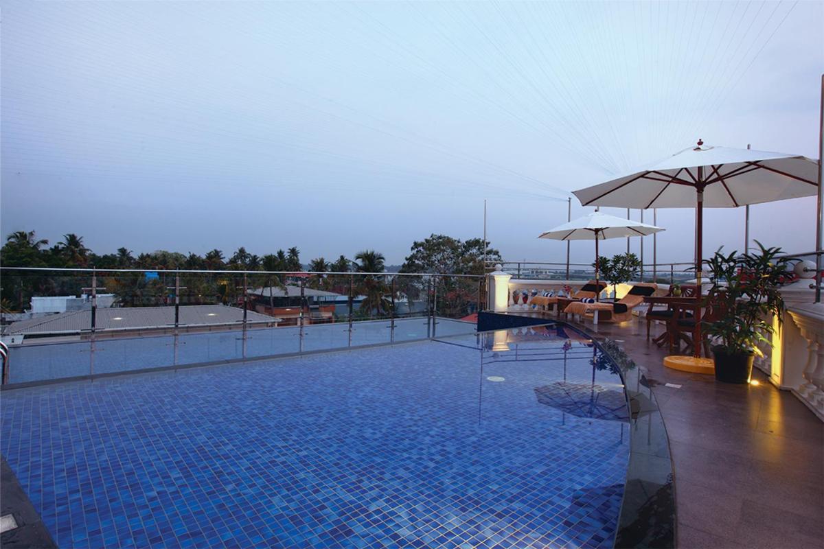Hotel Le Maritime Kochi Exterior foto