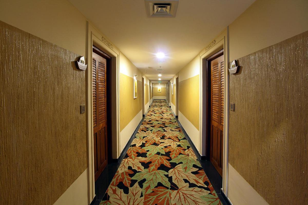 Hotel Le Maritime Kochi Exterior foto